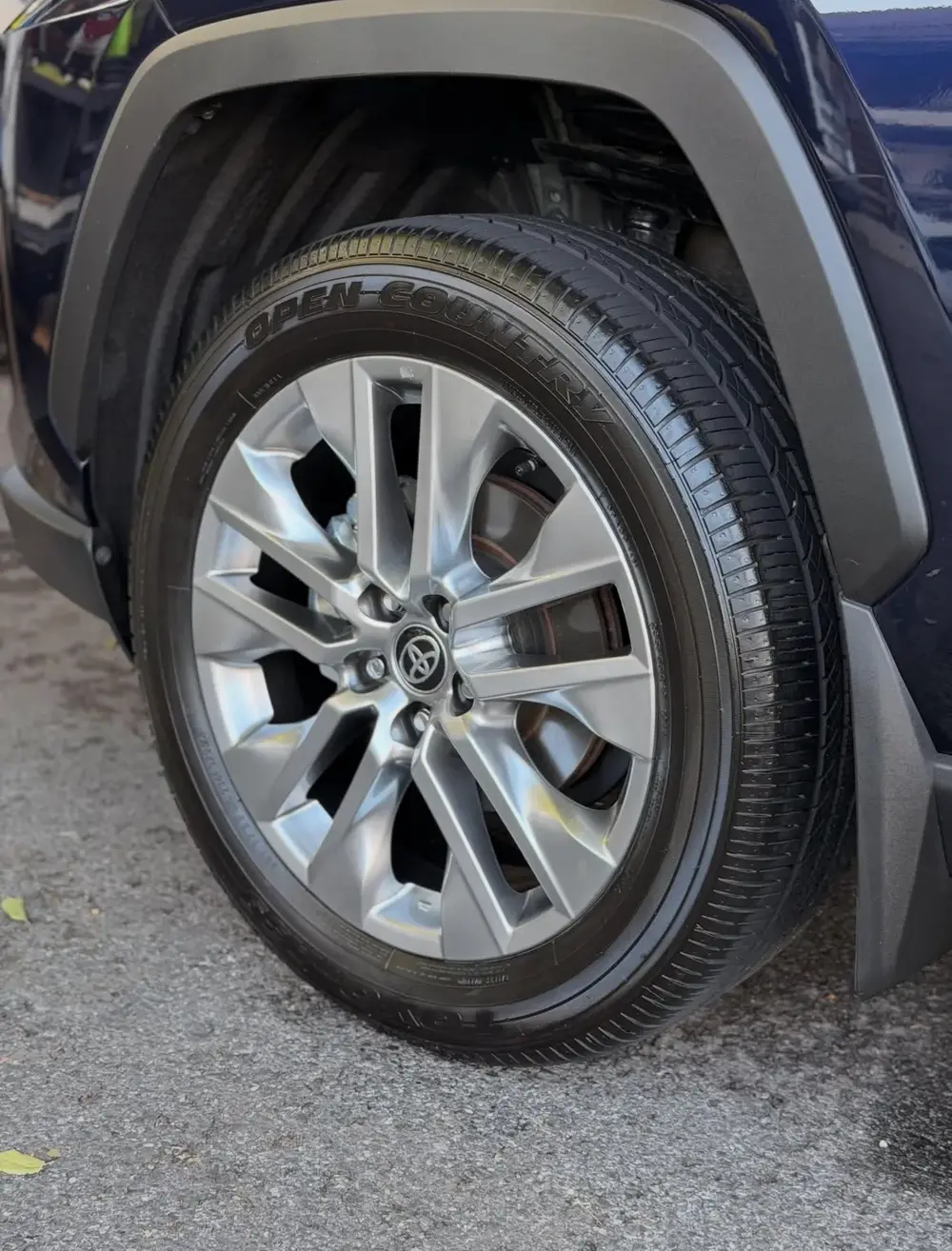 Clean detailed wheel and tire
